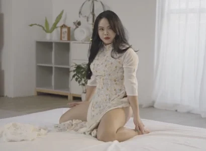 Phương Anh dễ thương ra Đài Loan đóng phim người lớn
